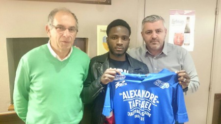 Le désormais ex-Verviétois Carlos Emilio a été officiellement présenté à Ciney. 