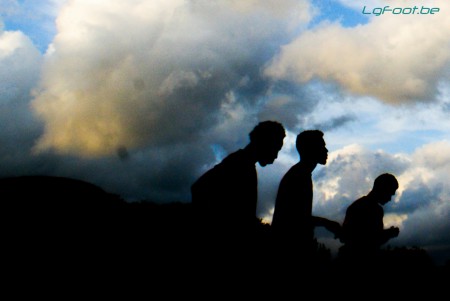 ciel joueurs entraînement photo prétexte ombre sombre photo LD tête dans les nuages