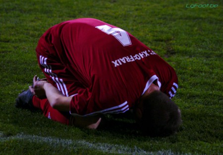 David Diffels et Xhoffraix mis au tapis par un but inscrit sur penalty à Wévercé... 